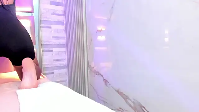 Snapshot of amberr_sweett69 chatting on March 31, 6:52 pm amberr sweett69 online show from March 31, 6:52 pm