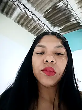 DIORA Latina online show from December 15, 2:10 pm