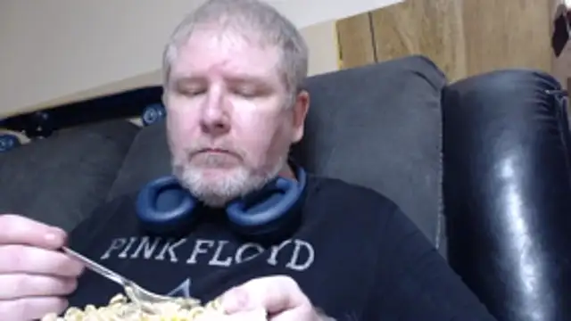 BrisonChase online show from June 14, 2:52 pm