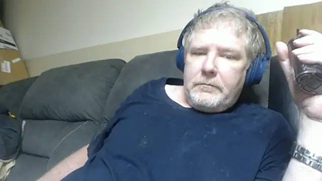 BrisonChase online show from July 4, 7:42 pm