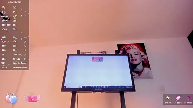 Vahiolet smith online show from January 20, 3:28 pm