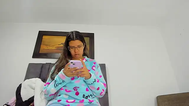 Vahiolet smith online show from February 6, 12:15 am