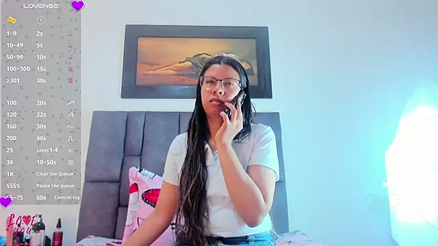 Vahiolet smith online show from April 1, 3:07 am