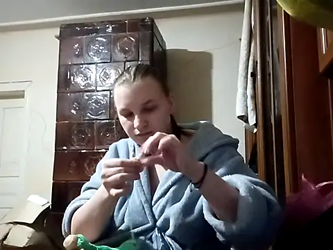 Zvezdnaya Vedmichka online show from December 7, 4:14 pm