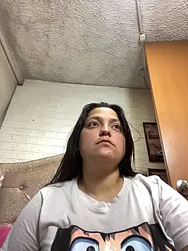 Snapshot of KataleyaStiward chatting on October 20, 1:00 pm KataleyaStiward online show from October 20, 1:00 pm