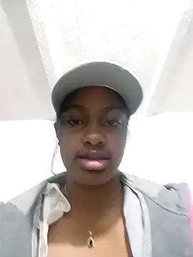 StormiHills online show from January 14, 11:27 am