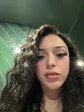 Snapshot of exoticmisfitt chatting on February 14, 6:21 am exoticmisfitt online show from February 14, 6:21 am