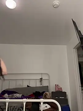 Snapshot of exoticmisfitt chatting on March 11, 5:46 am exoticmisfitt online show from March 11, 5:46 am