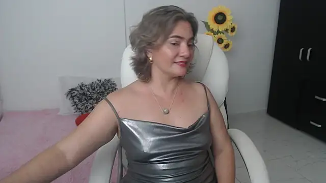 Ghada milf online show from January 1, 3:13 am