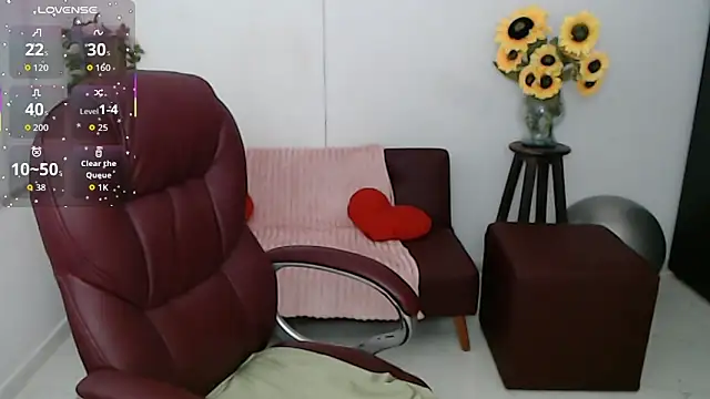 Snapshot of Ghada_milf chatting on April 28, 10:15 pm Ghada milf online show from April 28, 10:15 pm