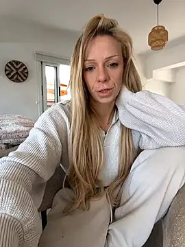 Lexa xoxo online show from April 8, 7:19 am