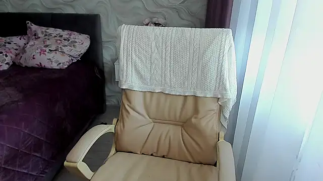 Kendra SXY online show from May 13, 2:53 am