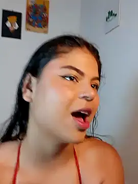 Cleo hills online show from December 24, 1:39 pm