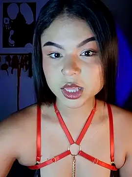 Cleo hills online show from September 9, 3:00 pm