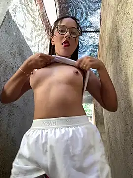 Snapshot of Penelope-Hot chatting on June 24, 8:19 pm Penelope-Hot online show from June 24, 8:19 pm