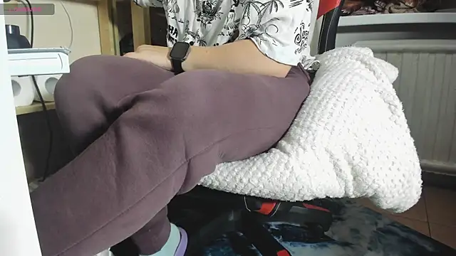 Snapshot of Queen_Sport chatting on September 27, 3:00 am Queen Sport online show from September 27, 3:00 am