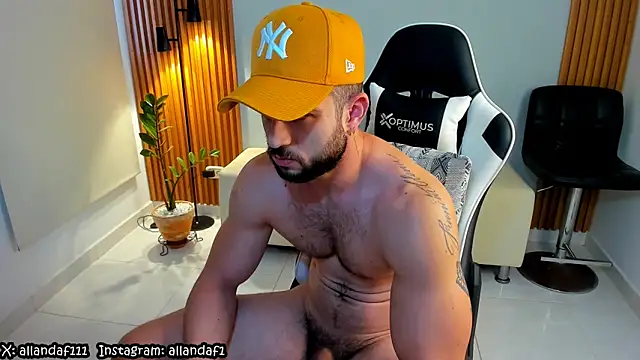 Snapshot of dafboy1 chatting on March 5, 1:06 pm dafboy1 online show from March 5, 1:06 pm