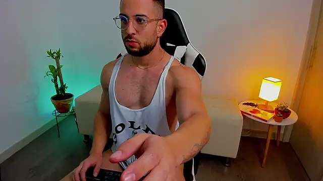 Snapshot of dafboy1 chatting on December 2, 2:56 pm dafboy1 online show from December 2, 2:56 pm