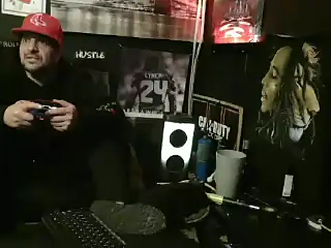 Snapshot of RM_Discov3ri3z chatting on January 11, 6:56 am RM Discov3ri3z online show from January 11, 6:56 am