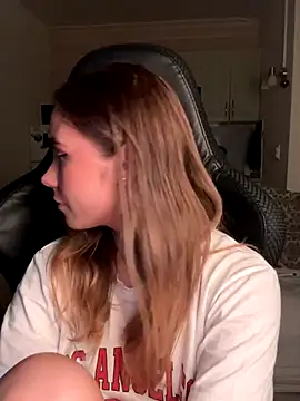 SkyBriii online show from September 21, 8:21 pm