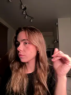 SkyBriii online show from October 14, 3:02 pm