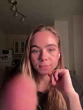 SkyBriii online show from October 21, 7:03 pm