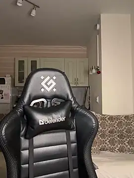 SkyBriii online show from October 25, 8:36 pm