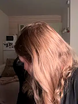 SkyBriii online show from November 2, 6:32 pm