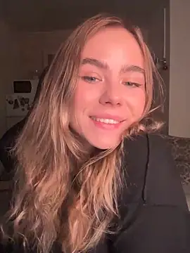 SkyBriii online show from November 3, 6:31 pm