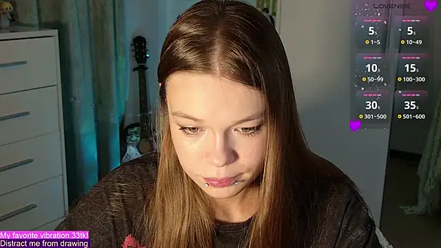 ValBae online show from September 27, 7:52 pm