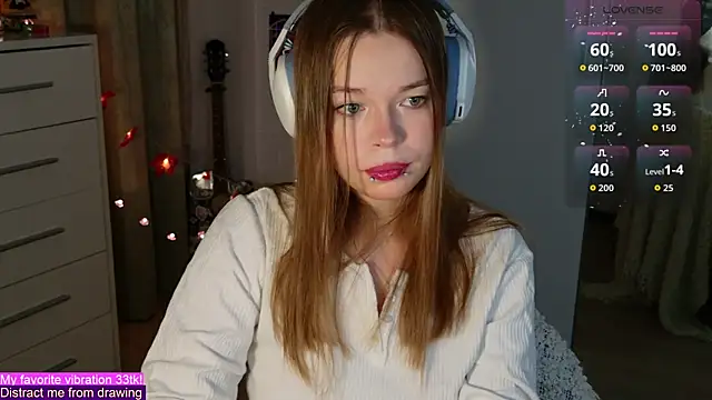 ValBae online show from October 29, 9:16 pm