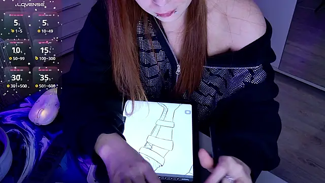 Snapshot of ValBae chatting on March 8, 2:04 am ValBae online show from March 8, 2:04 am