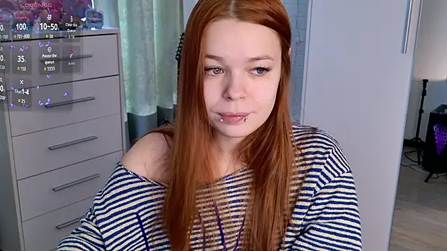 Snapshot of ValBae chatting on March 15, 10:32 am ValBae online show from March 15, 10:32 am