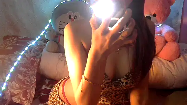 Mint Minty online show from February 7, 8:56 pm