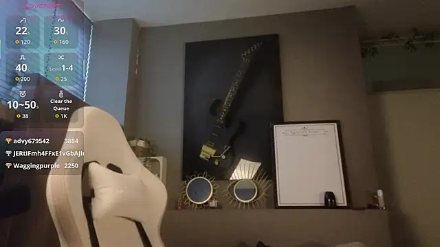 Snapshot of AyreenMoore chatting on March 24, 2:00 pm AyreenMoore online show from March 24, 2:00 pm