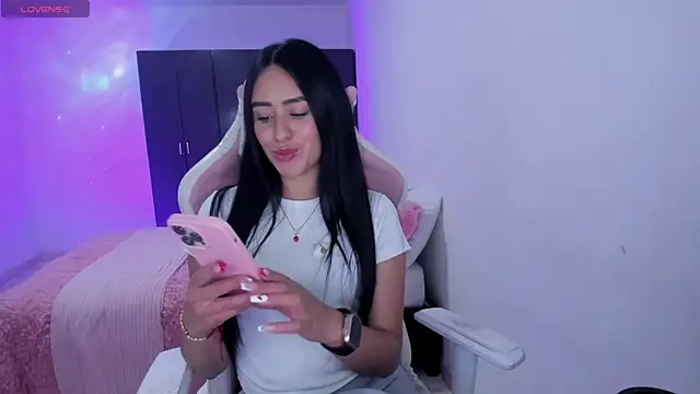 Tinylottie online show from April 7, 3:23 pm