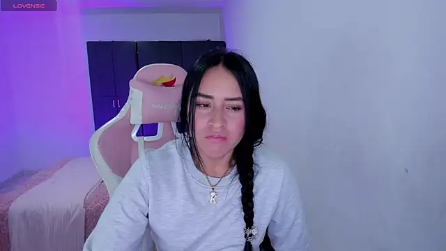 Tinylottie online show from May 15, 11:23 pm
