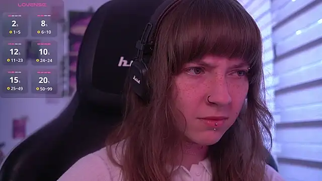 juliapie online show from May 27, 12:24 pm