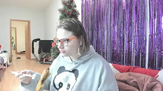 Seductive She Wolf online show from January 15, 2:06 am