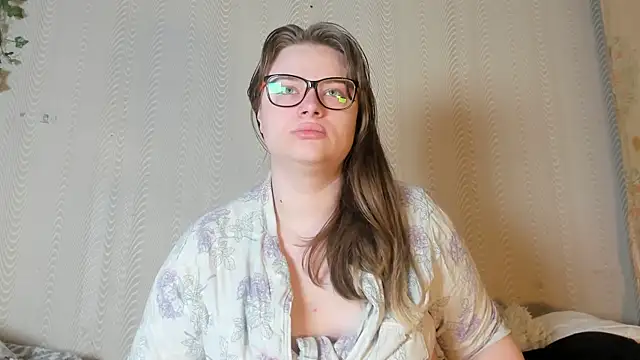 Seductive She Wolf online show from May 6, 4:12 pm