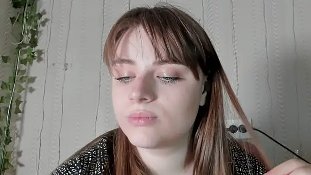 Seductive She Wolf online show from May 14, 7:20 pm