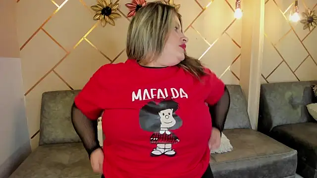 marianeporter   online show from May 17, 3:04 am