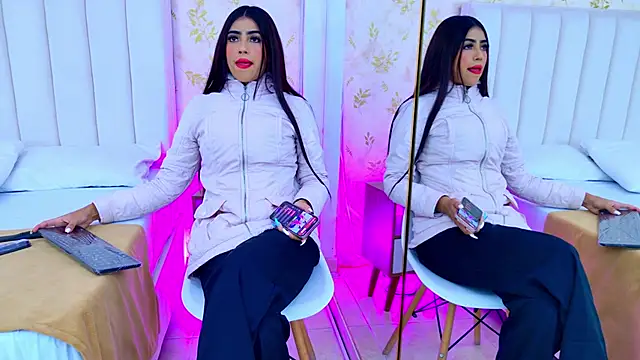 Mia-Monroe online show from October 10, 7:57 pm