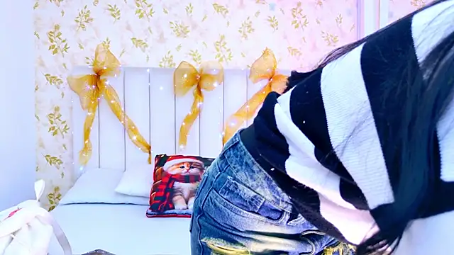 Mia-Monroe online show from November 23, 12:16 pm