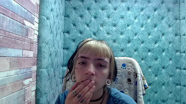 Samantha Smiith online show from October 30, 3:52 am