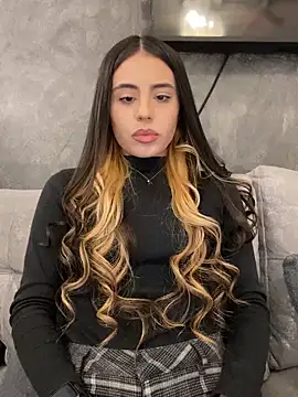 AbyThompson online show from January 23, 4:15 pm