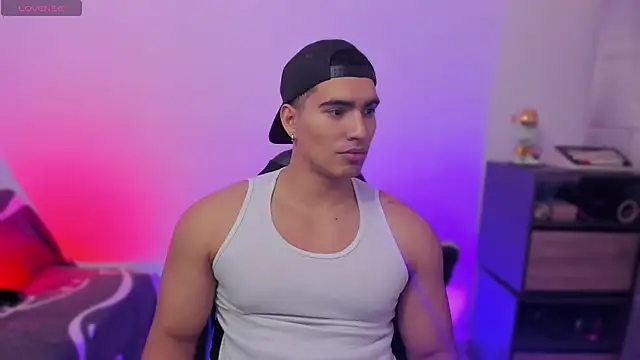 JamesGraay online show from January 9, 12:41 pm