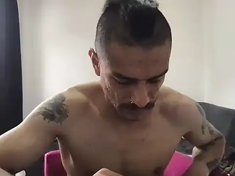 HorrorotikA online show from April 1, 5:21 pm