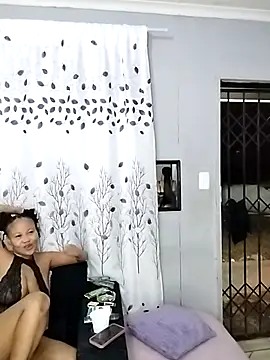 Snapshot of MelStar18xxx chatting on March 7, 11:57 pm MelStar18xxx online show from March 7, 11:57 pm