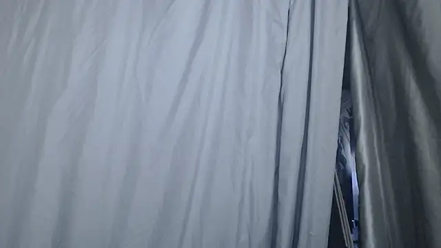 Snapshot of 1BECHA1 chatting on October 31, 11:33 am 1BECHA1 online show from October 31, 11:33 am